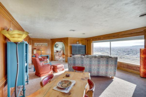 Charming Farmington Home about 16 Mi to Aztec Ruins!